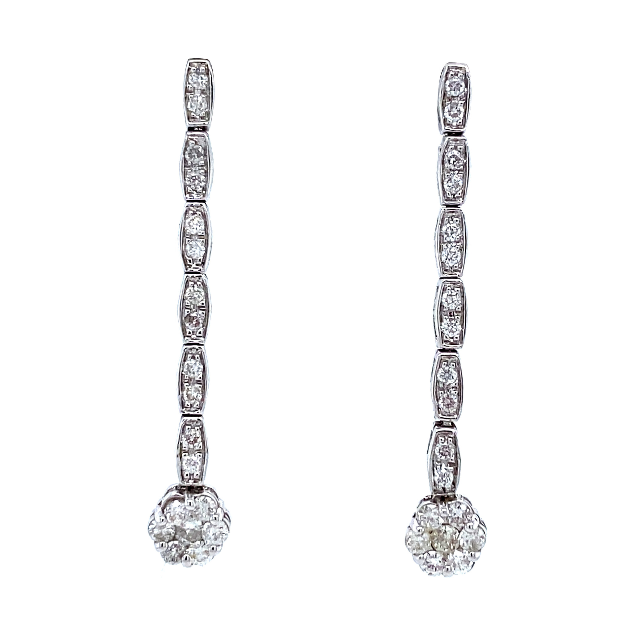 Witgouden oorhangers met diamant 18 krt